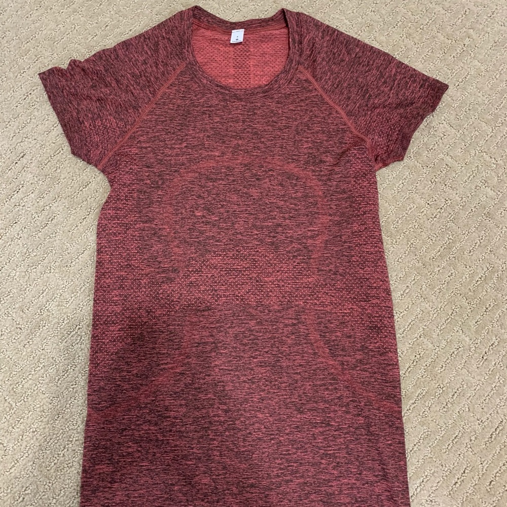 Lululemon Swiftly Tech